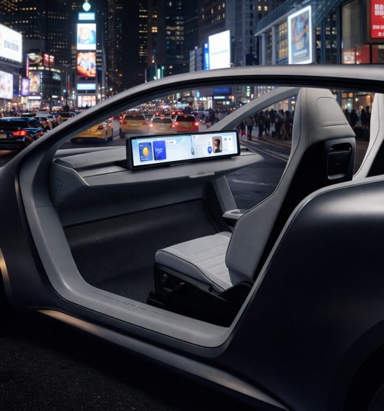 Lucid Lunar robotaxi concept [Credit: Rendering by TESLARATI]