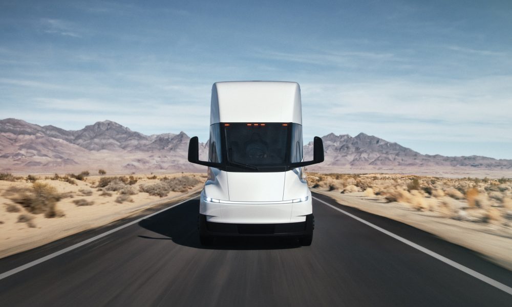 Tesla gets a massive order for the Semi: 370 units and $100M
