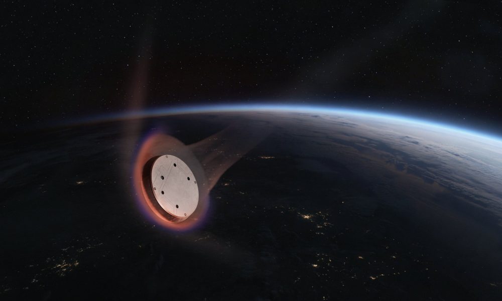 An artist’s illustration of a SpaceX Starfall capsule reentering Earth’s atmosphere. (Image: SpaceX)
